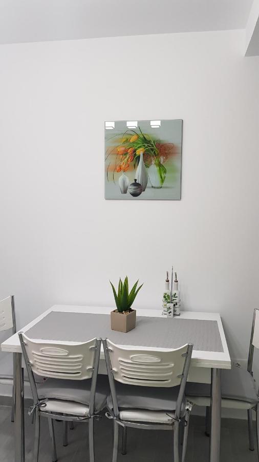 Nk47 Apartment Constanţa Eksteriør billede