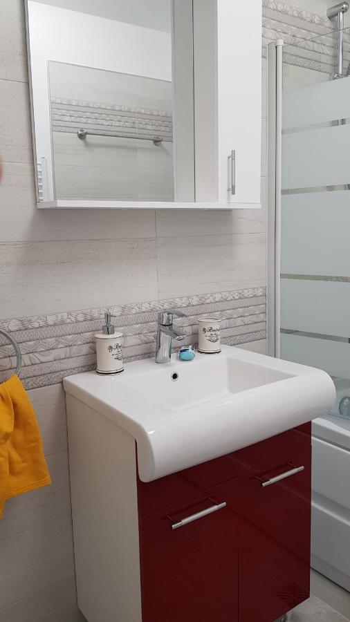 Nk47 Apartment Constanţa Eksteriør billede