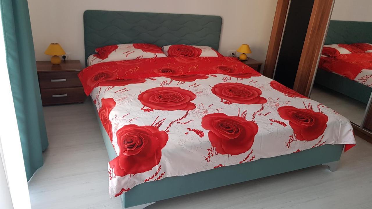 Nk47 Apartment Constanţa Eksteriør billede